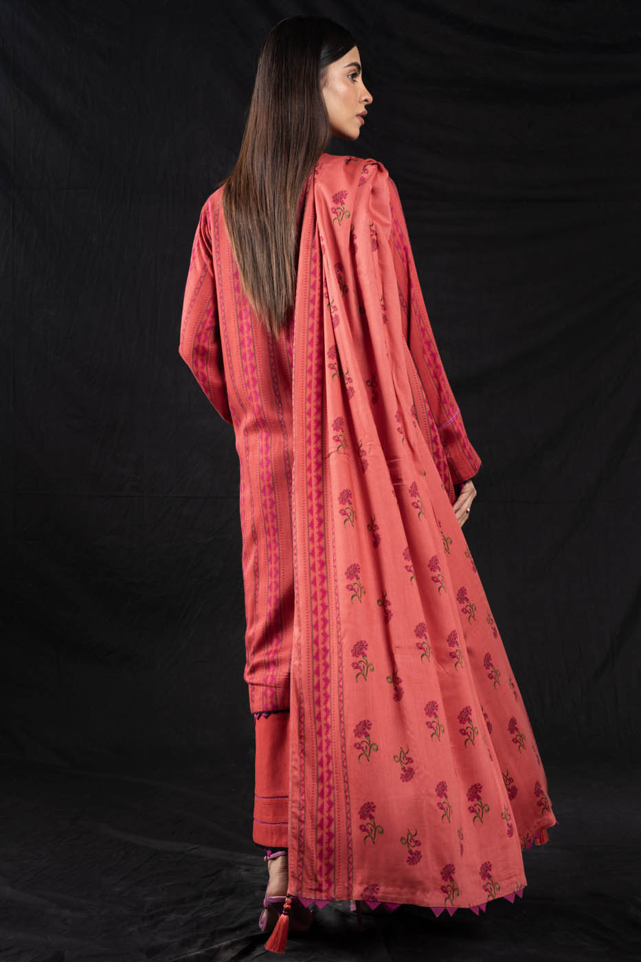 3 Pc Printed Twill Viscose Suit With Twill Viscose Dupatta