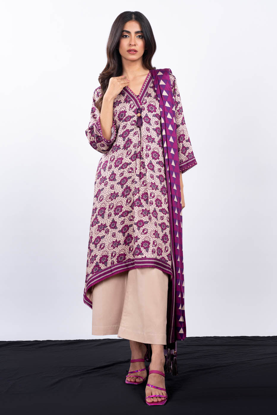 3 Pc Printed Twill Viscose Suit With Twill Viscose Dupatta