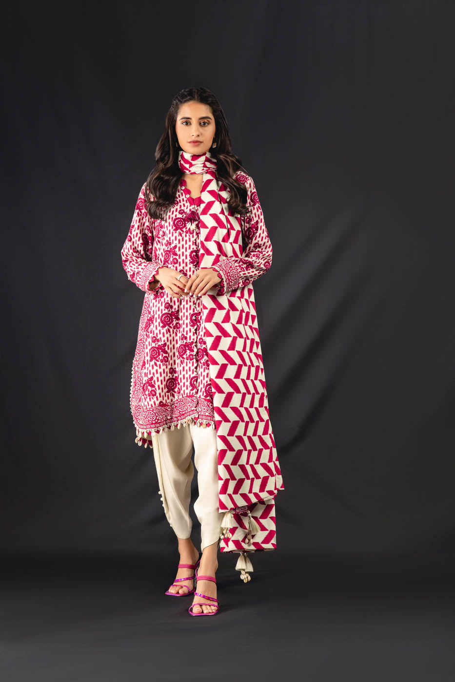 3 Pc Printed Cotail Viscose Suit With Cotail Viscose Dupatta