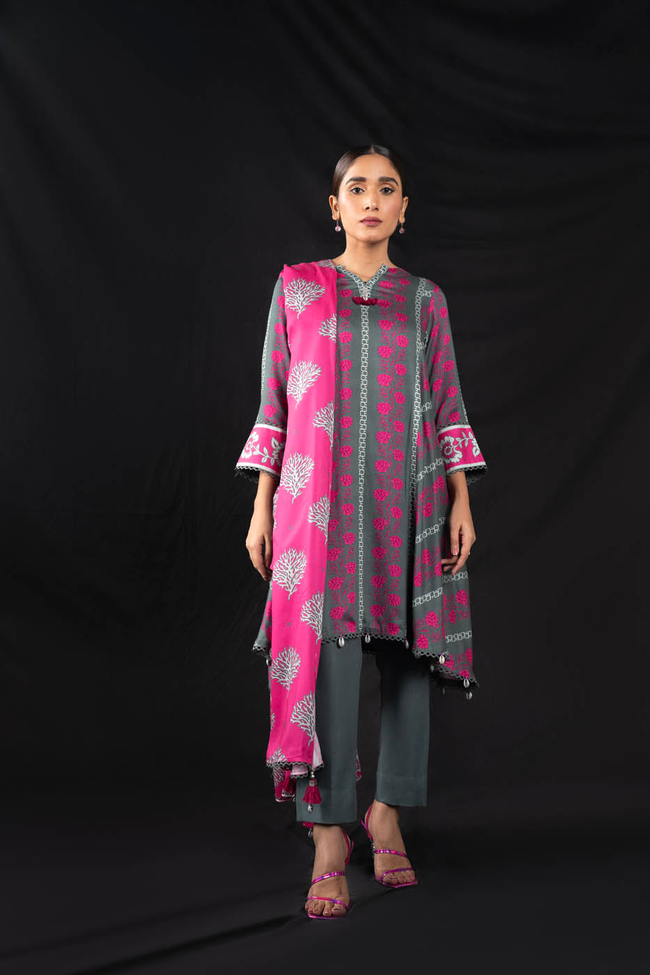 2 Pc Printed Twill Viscose Suit With Twill Viscose Dupatta