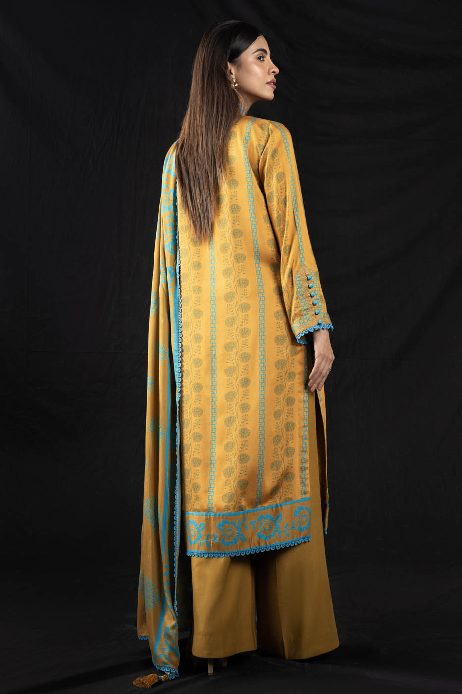 2 Pc Printed Twill Viscose Suit With Twill Viscose Dupatta