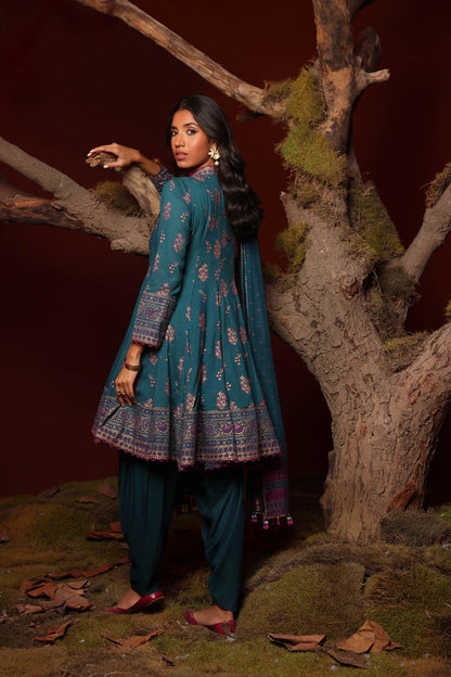 3 Pc Embroidered Viscose Suit With Viscose Jacquard Dupatta