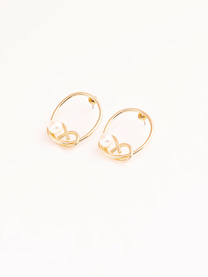 Limelight - Pearl Looped Earrings