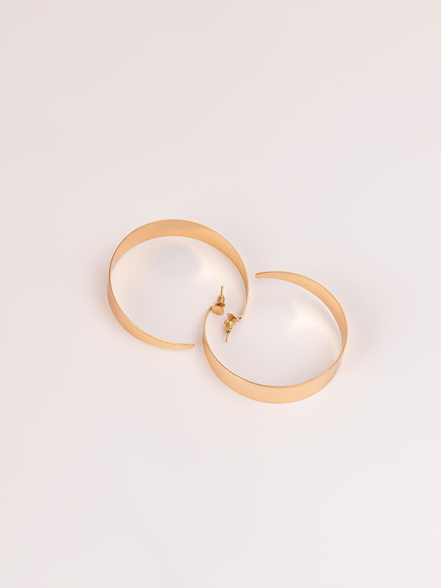 Limelight - Classic C-Hoop Earrings