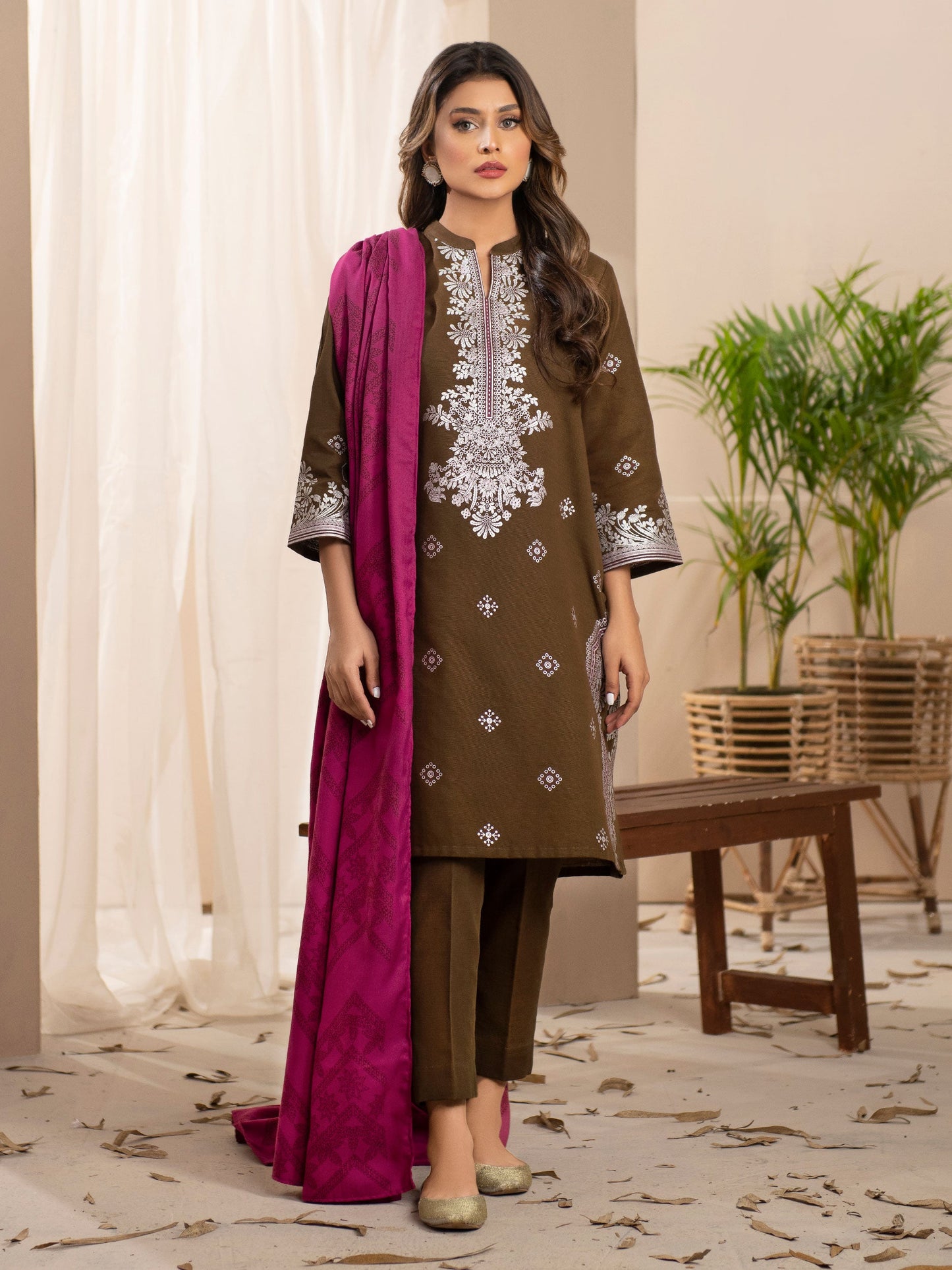 3 Piece Khaddar Suit-Pasted (Unstitched)