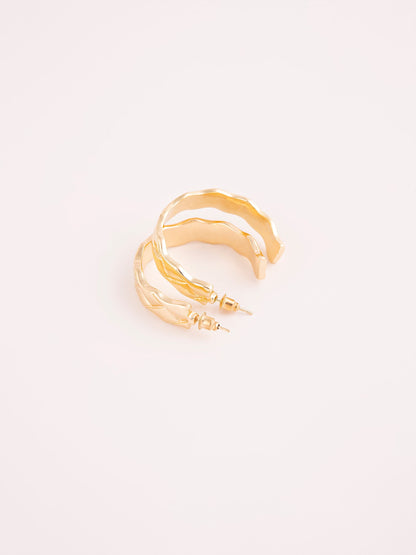Limelight - Metallic C-Hoop Earrings