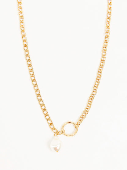 Limelight - Pearl Ring Necklace