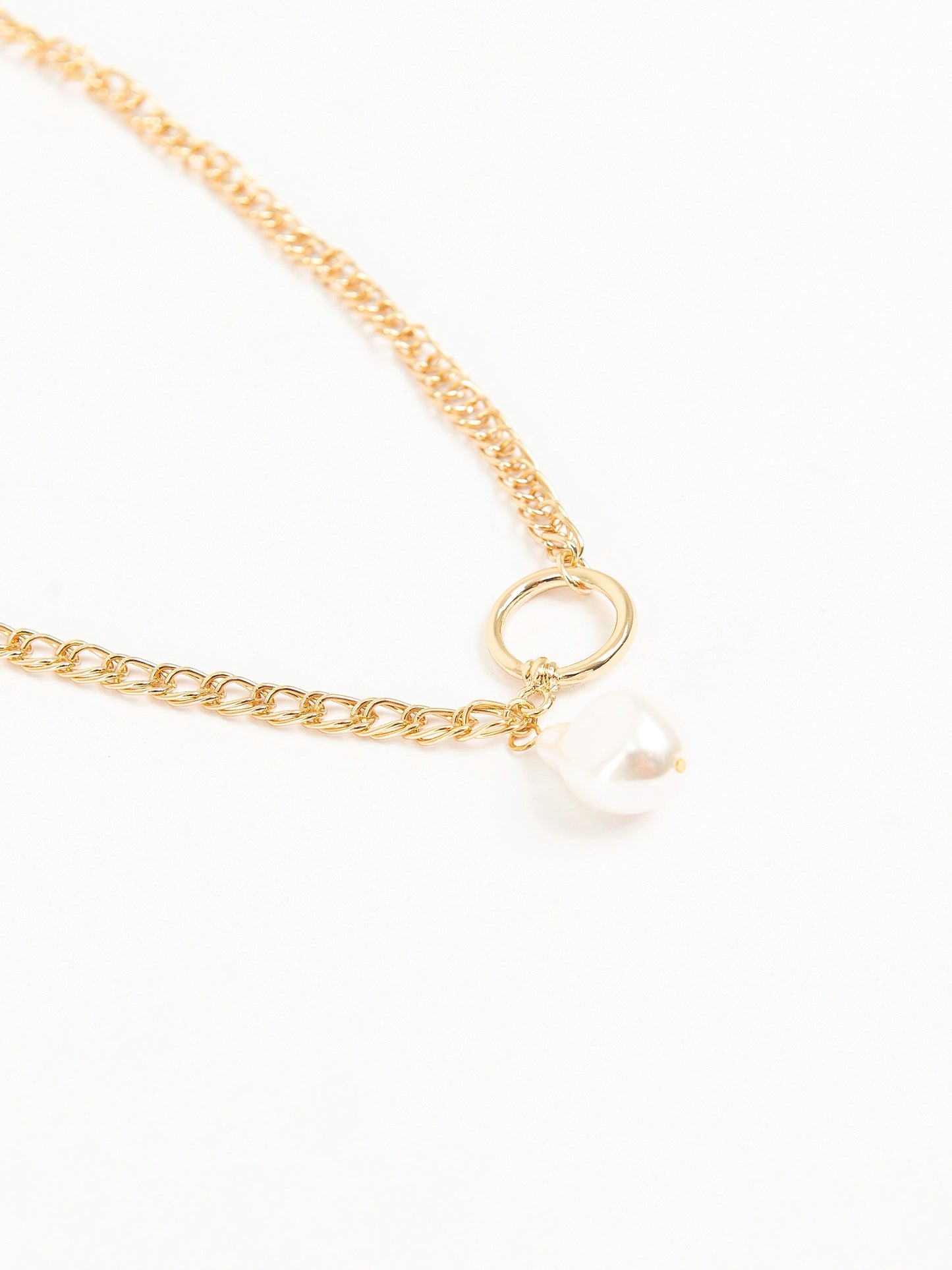 Limelight - Pearl Ring Necklace