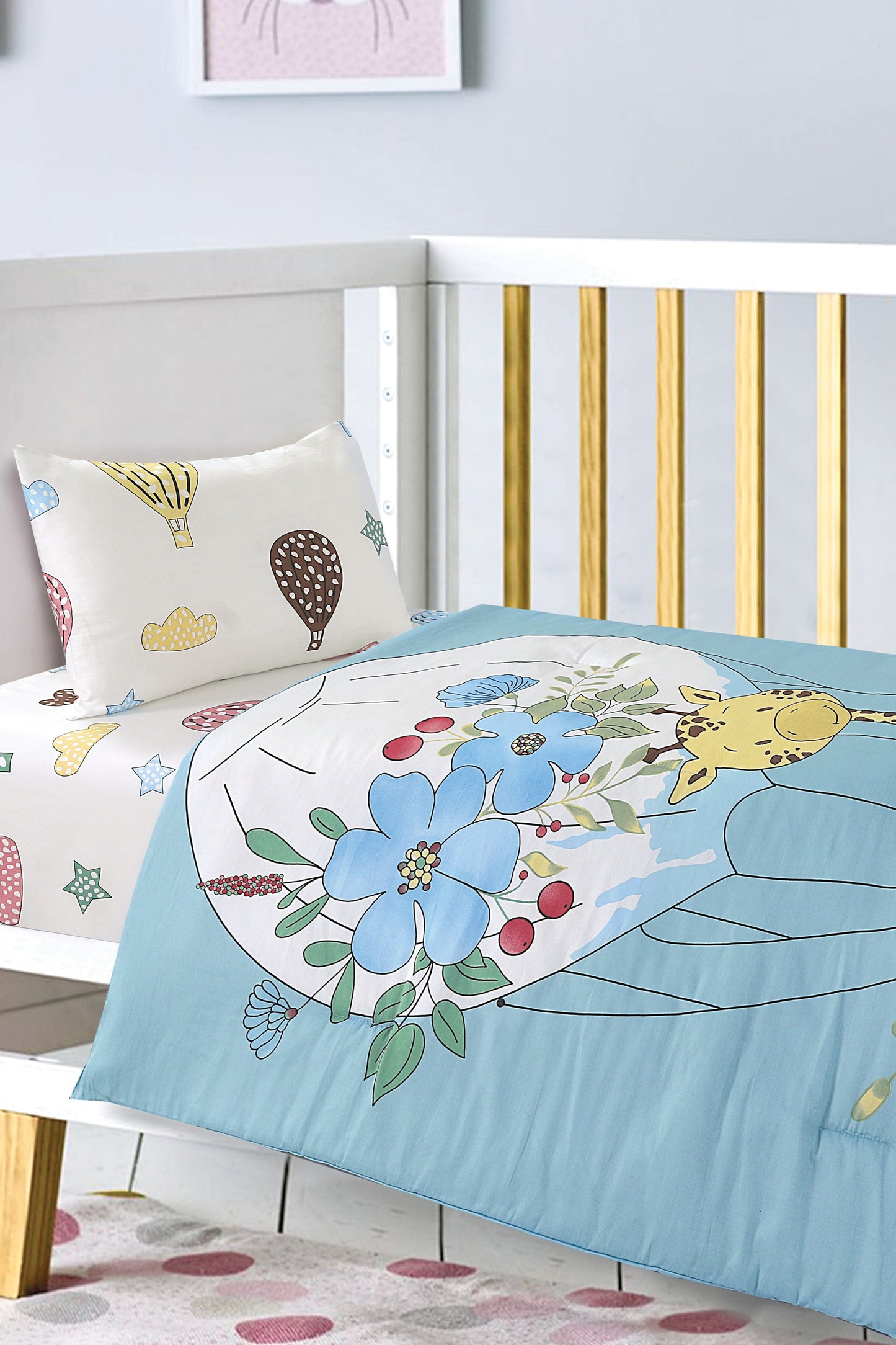 Nishat Linen - Giraffe & Air Balloon Cot Set