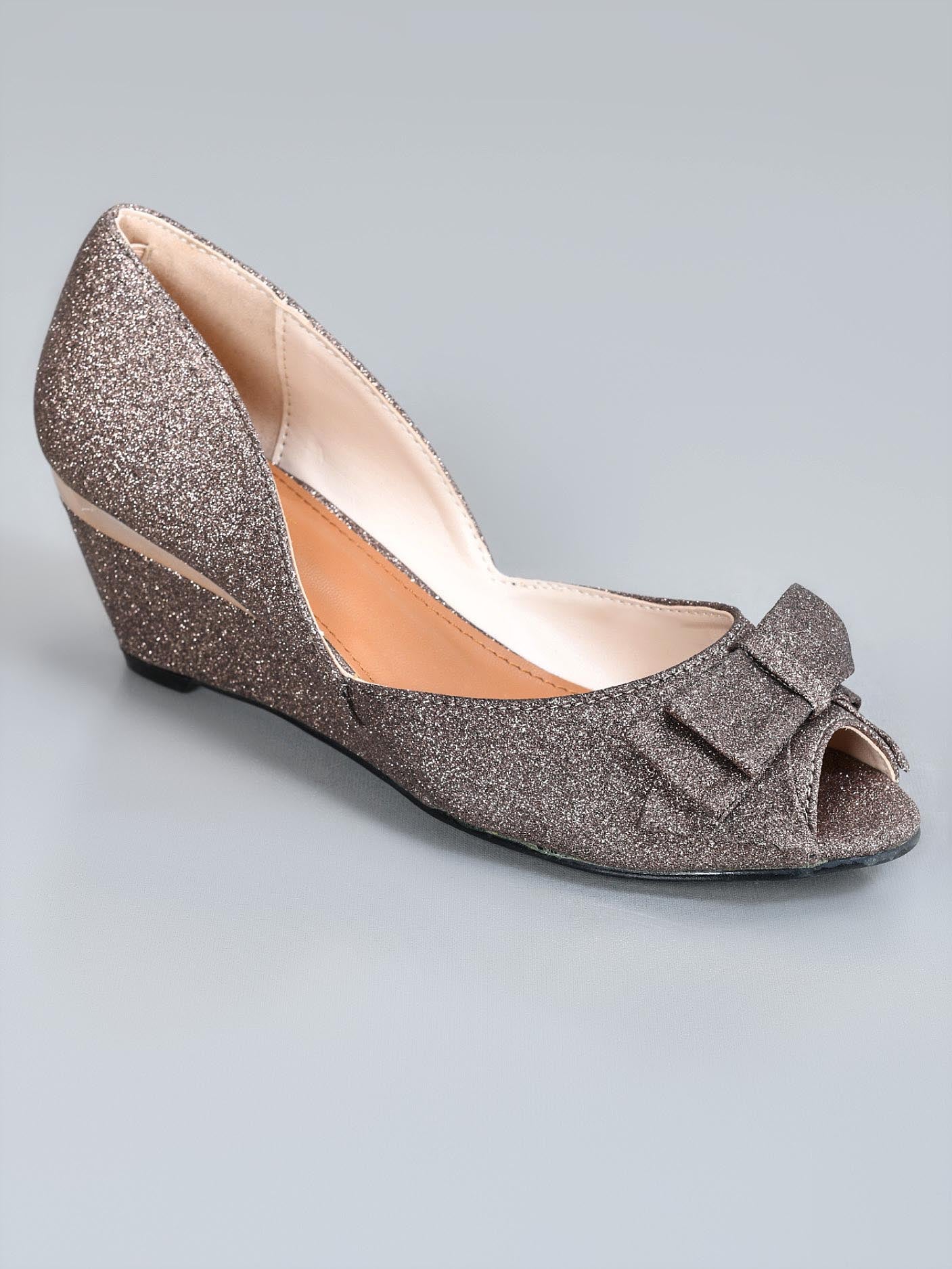 Limelight - Shimmery Bow Wedges - Bronze