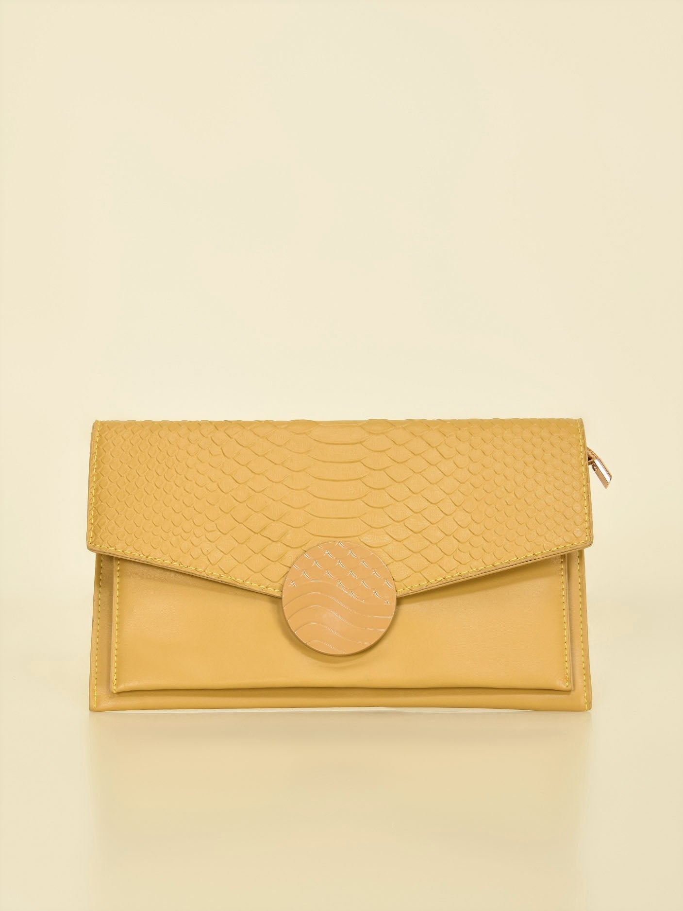 Limelight - Scale Patterened Clutch