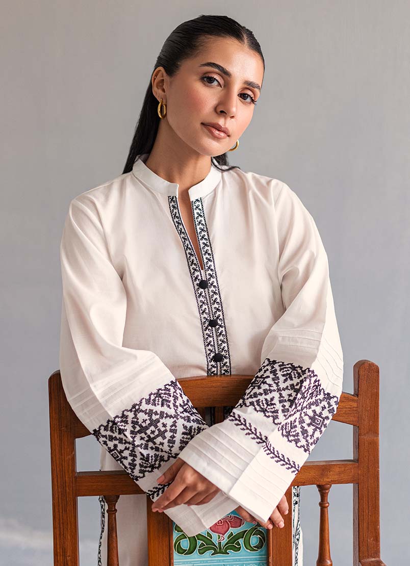 White Embroidered Kurta