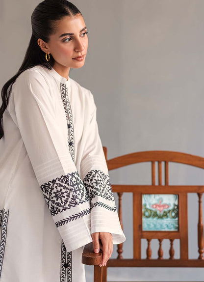 White Embroidered Kurta