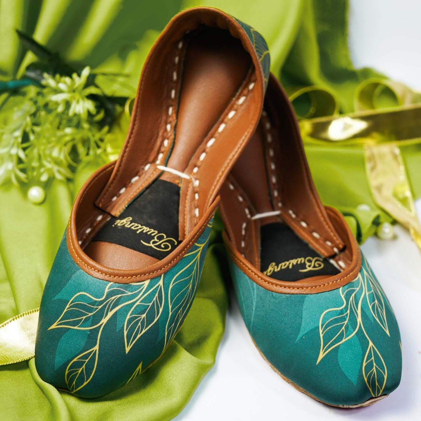 Bustangi - Golden Leaf