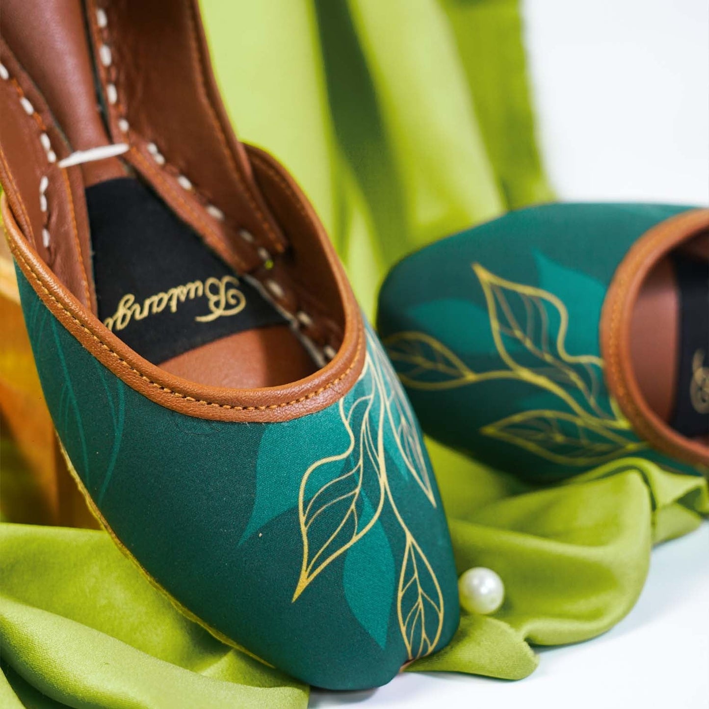 Bustangi - Golden Leaf