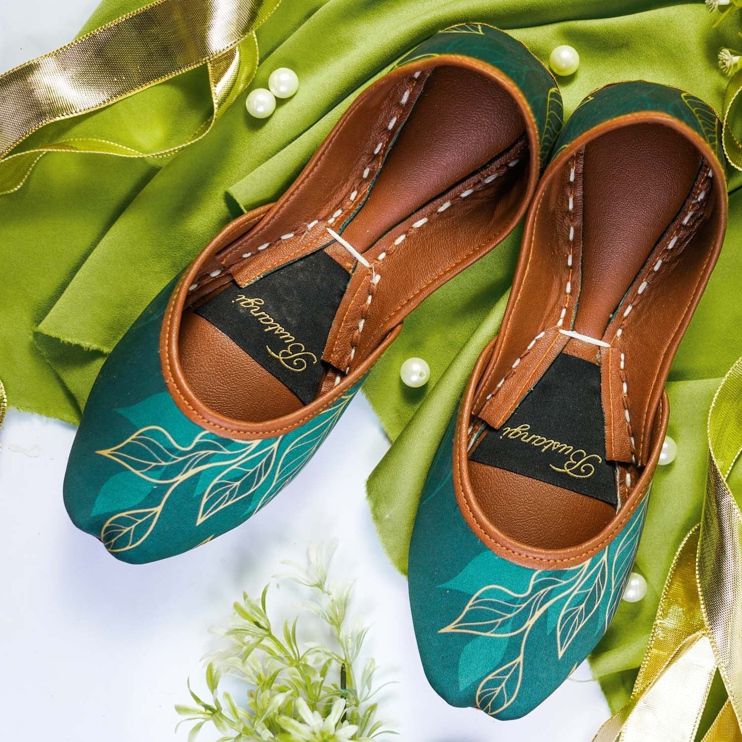 Bustangi - Golden Leaf