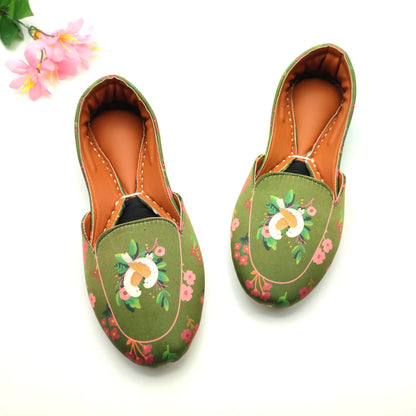 Bustangi - Tranquil Camellia