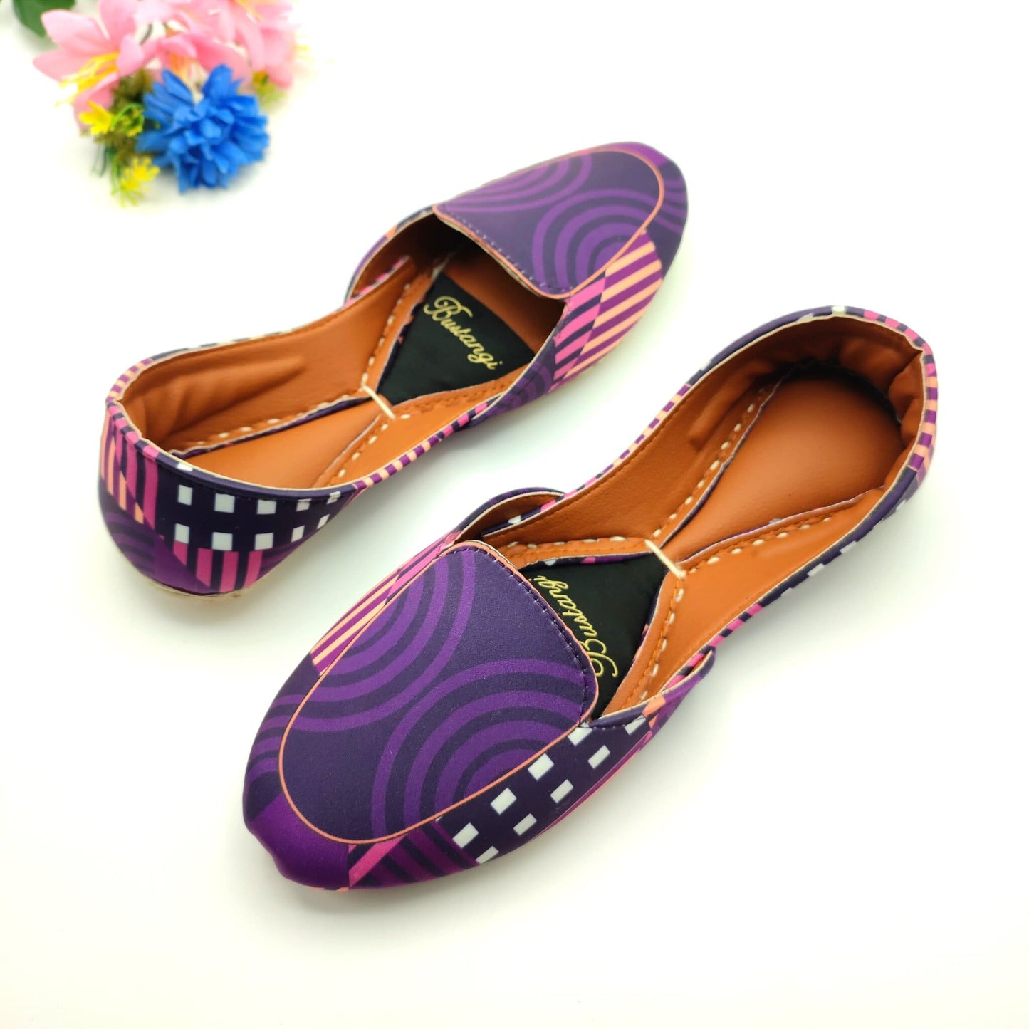 Bustangi - Vibrant Protea