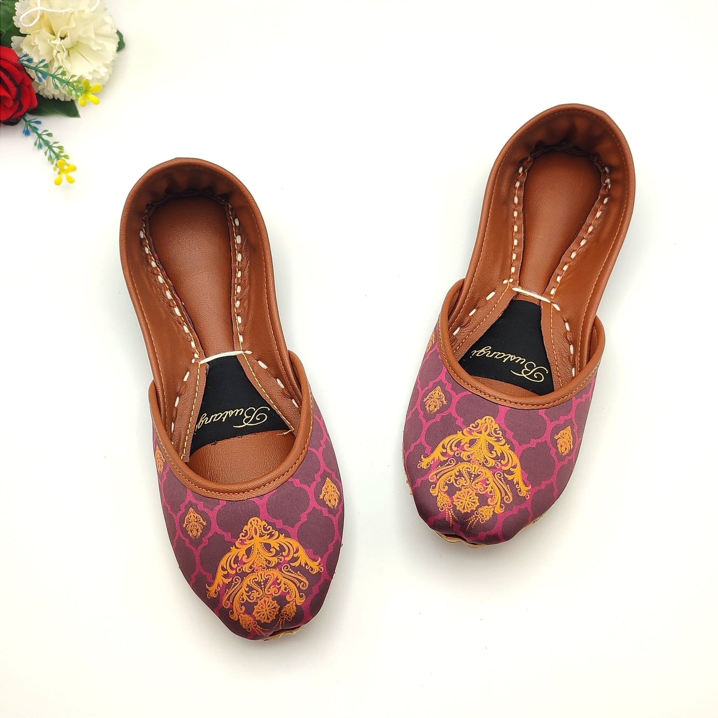 Bustangi - Luminous Hellebore