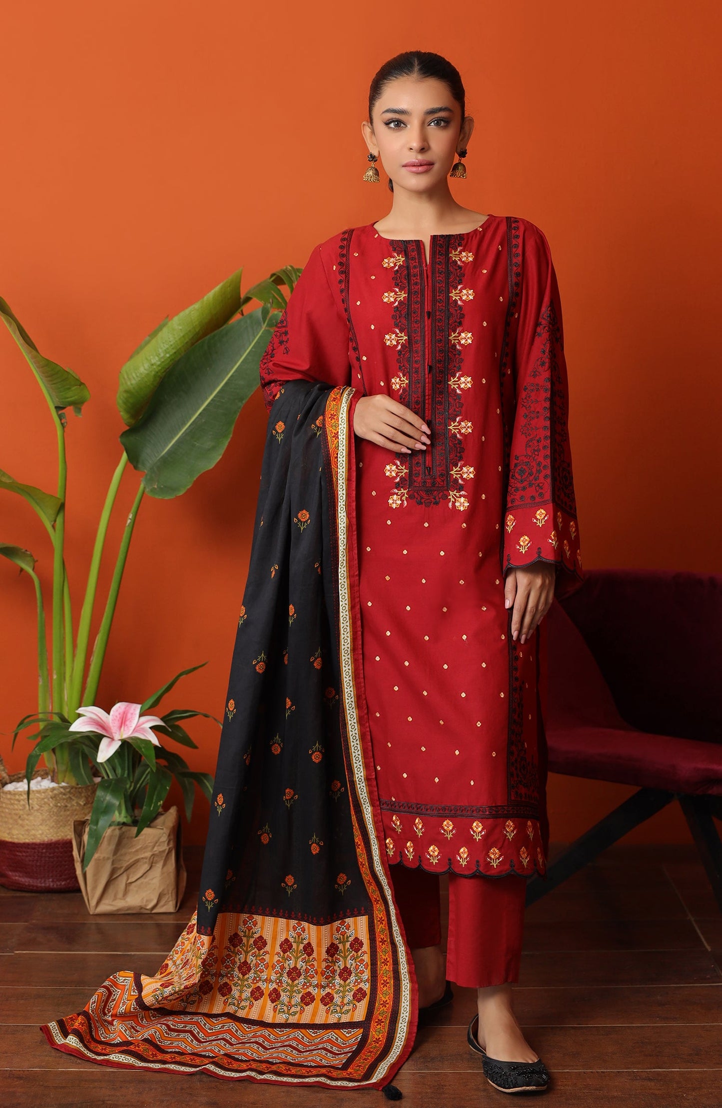 Orient - Unstitched 3 Piece Embroidered Cambric Shirt , Cambric Pant and Lawn Dupatta