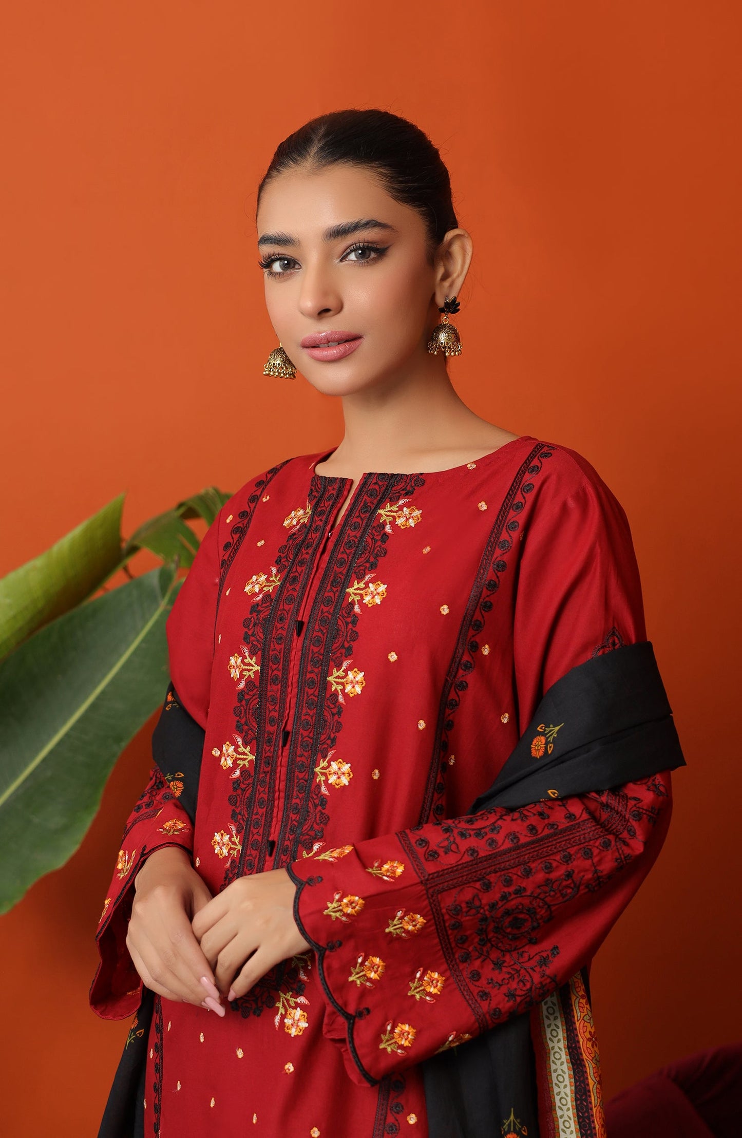 Orient - Stitched 3 Piece Embroidered Cambric Shirt , Cambric Pant and Lawn Dupatta