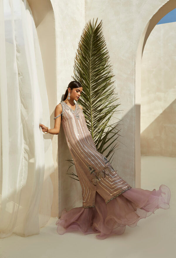 Aneeka Ruknuddin - Miara