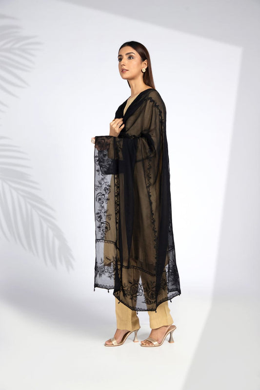 Chinyere - B BLOOM D (AA5066)