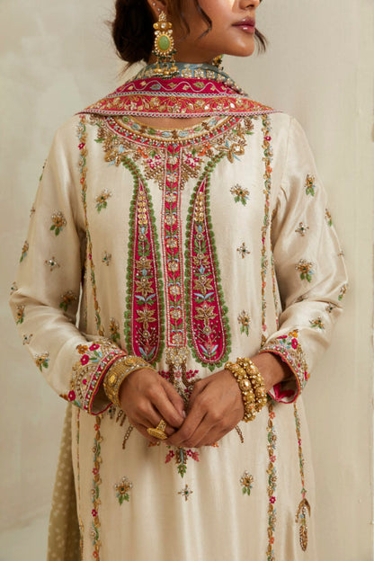 Aneeka Ruknuddin - Sana