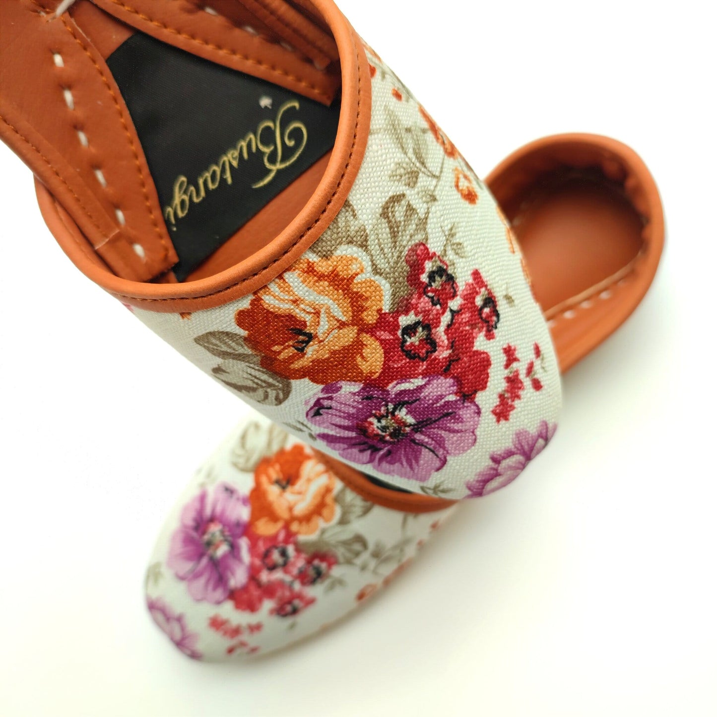 Bustangi - Daisy NK007