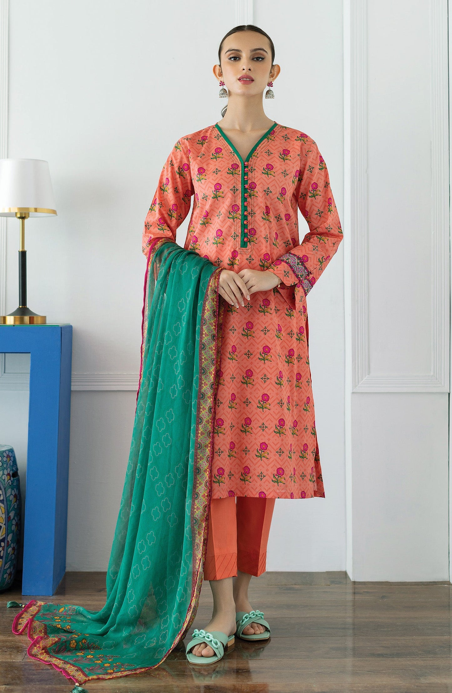 Orient - Stitched 3 Piece Printed Lawn Shirt , Cambric Pant and Chiffon Dupatta