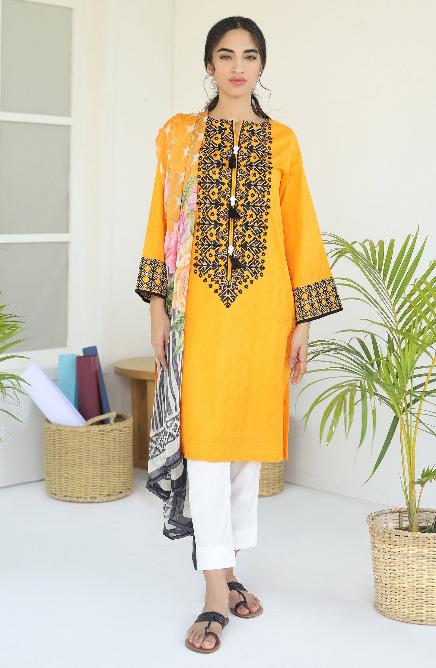 Orient - Unstitched 2PC Embroidered Jacquard Shirt and Chiffon Dupatta