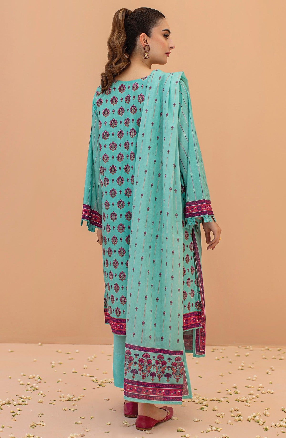Orient - Unstitched 3 Piece Embroidered Lawn Shirt , Cambric Pant and Lawn Dupatta