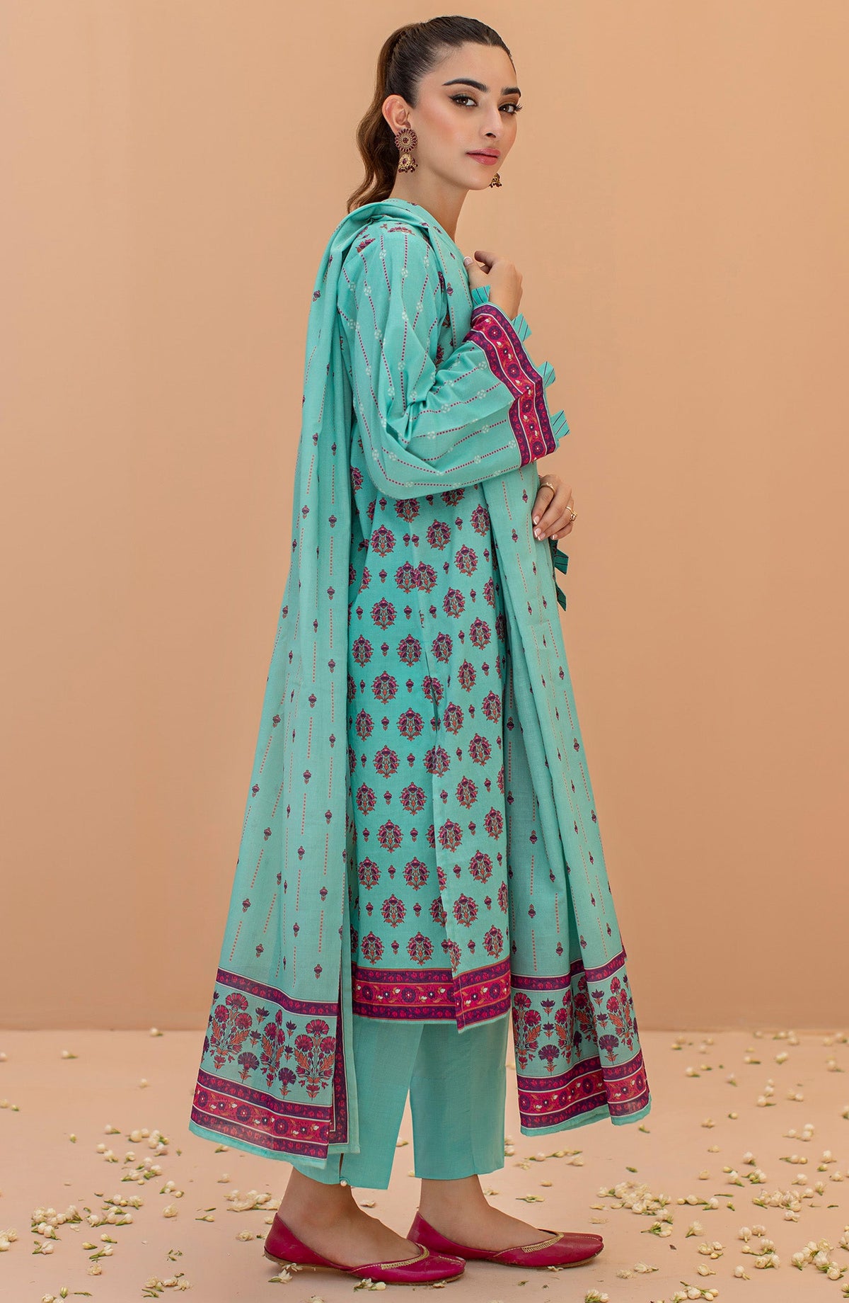 Orient - Unstitched 3 Piece Embroidered Lawn Shirt , Cambric Pant and Lawn Dupatta