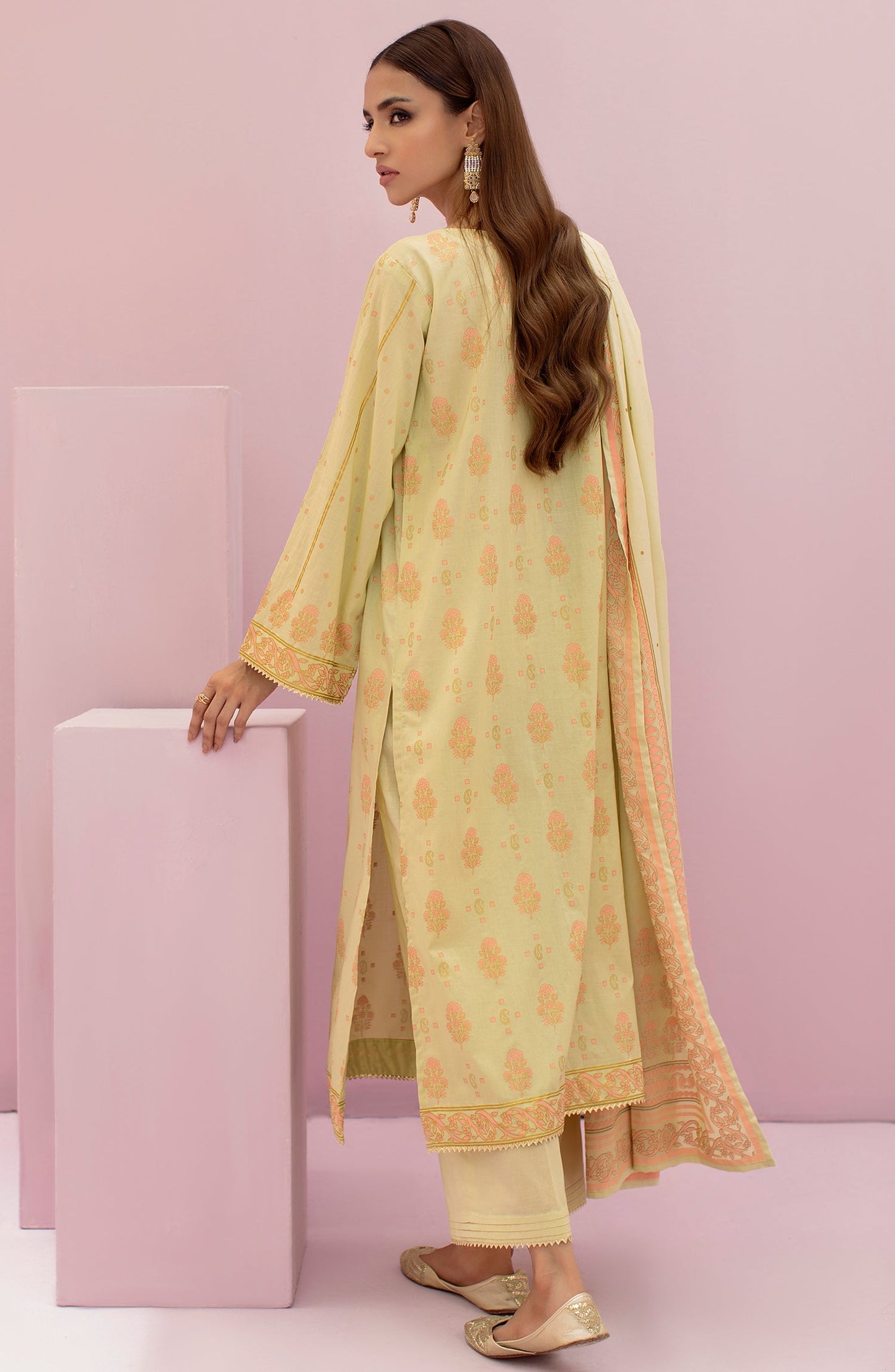 Orient - Stitched 3 Piece Printed Lawn Shirt , Cambric Pant and Lawn Dupatta