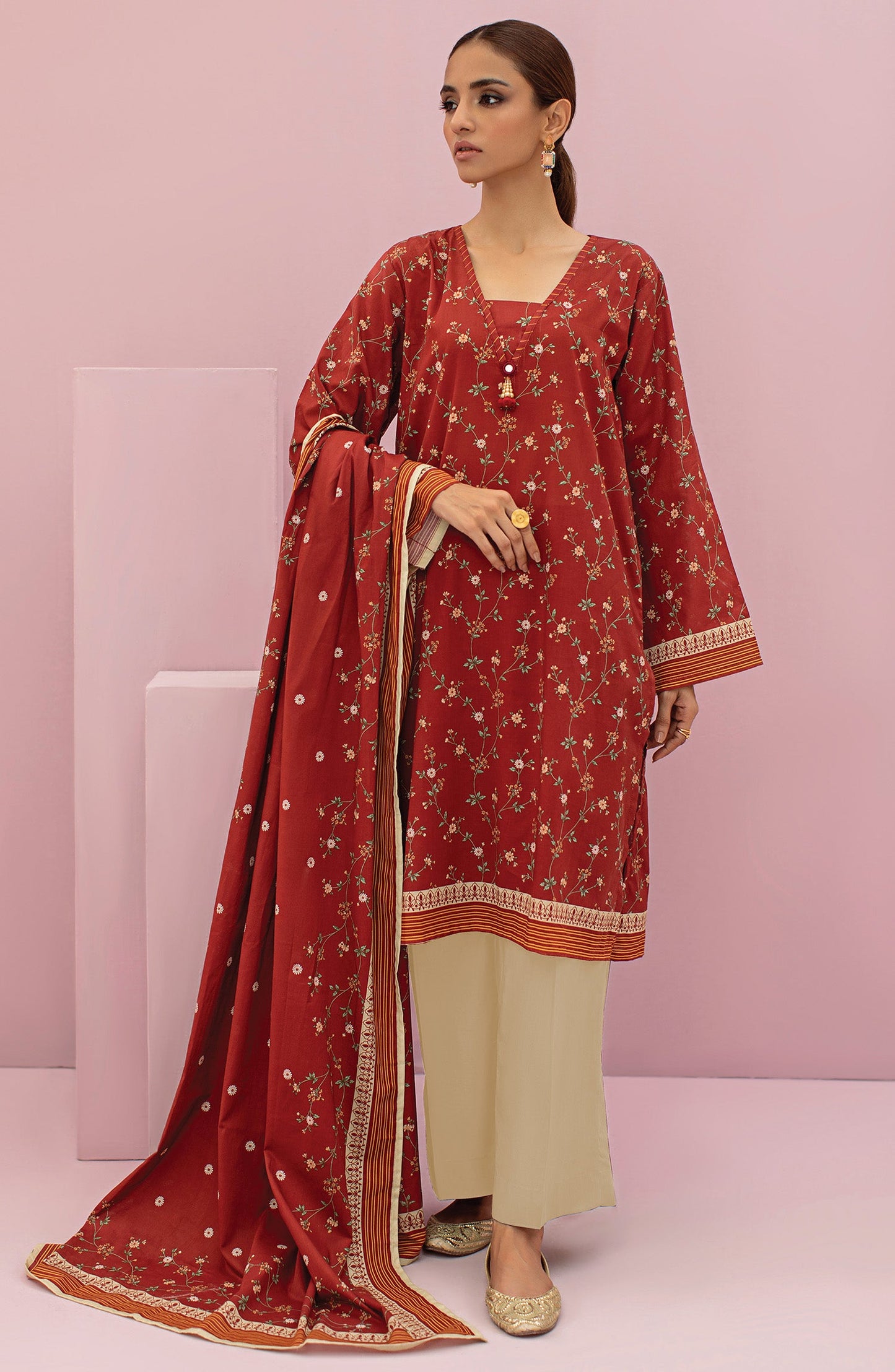 Orient - Unstitched 3 Piece Printed Lawn Shirt , Cambric Pant and Lawn Dupatta