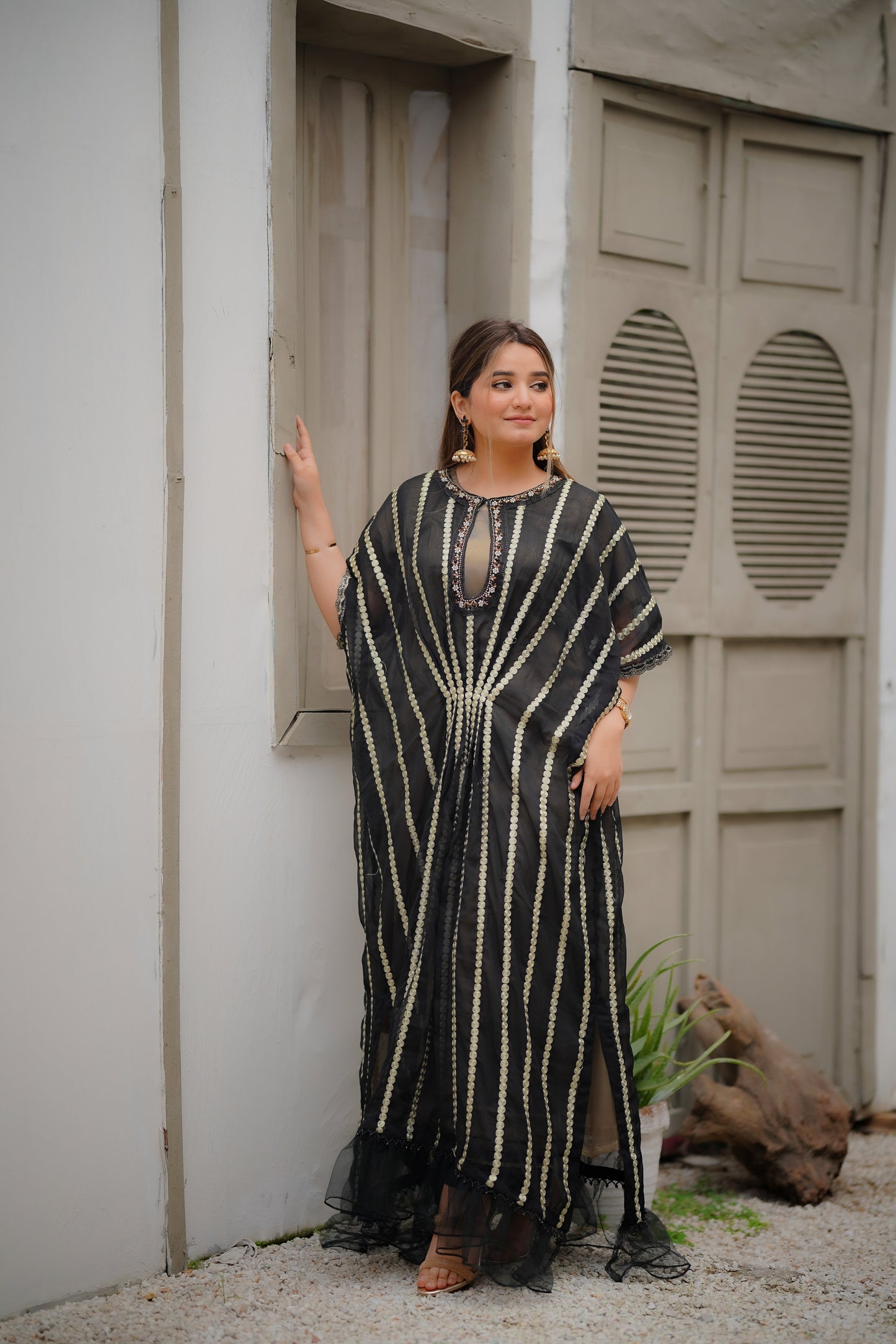 Four Season Boutique - KAFTAN BLACK