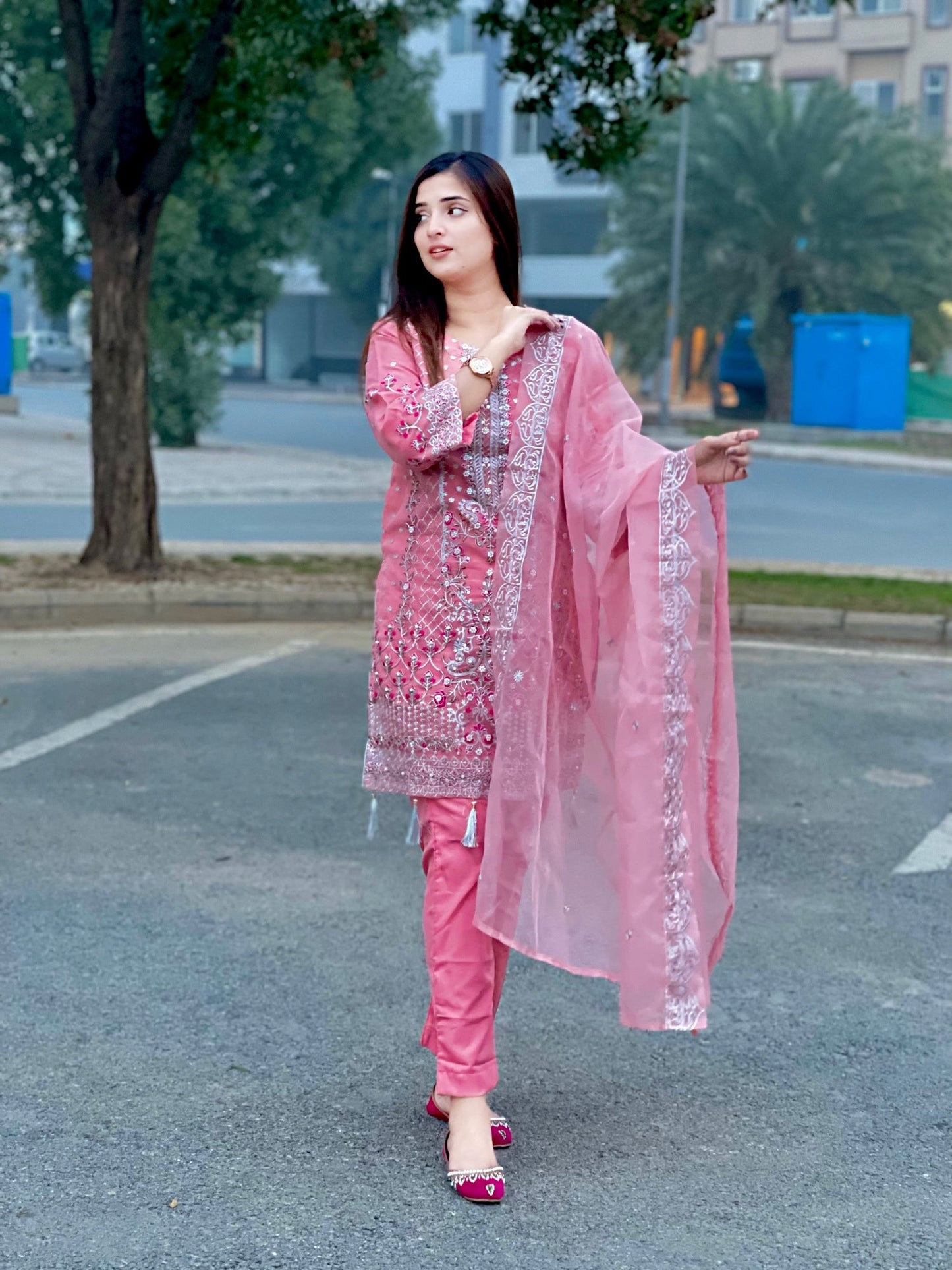 Four Season Boutique - IFFI PINK