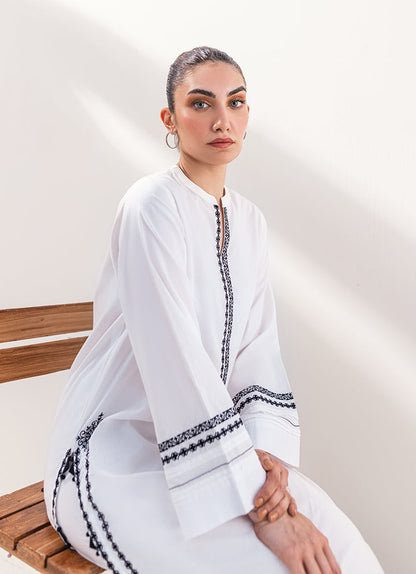 White Embroidered Kurta