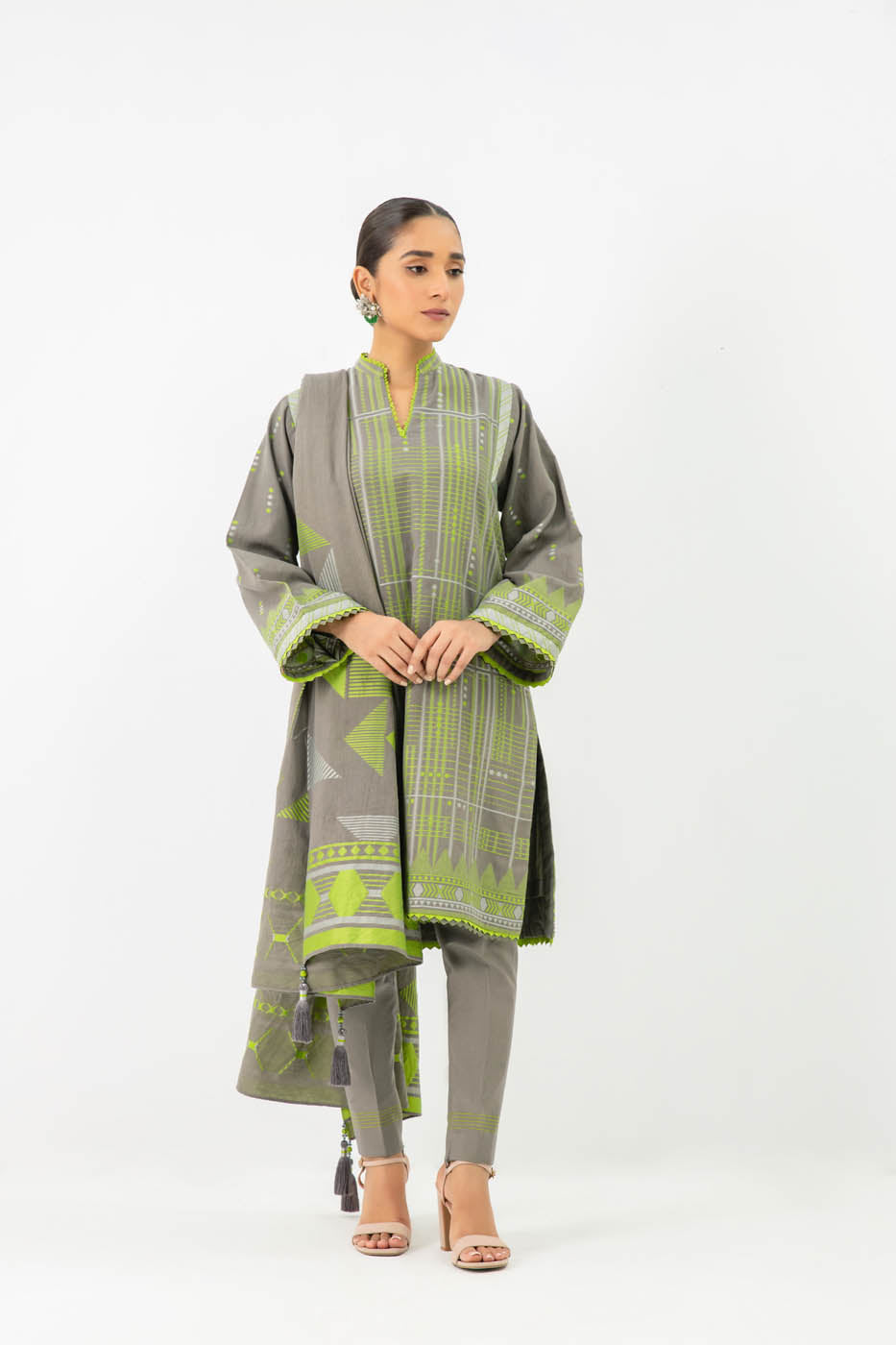 3 Pc Jacquard Suit With Jacquard Dupatta