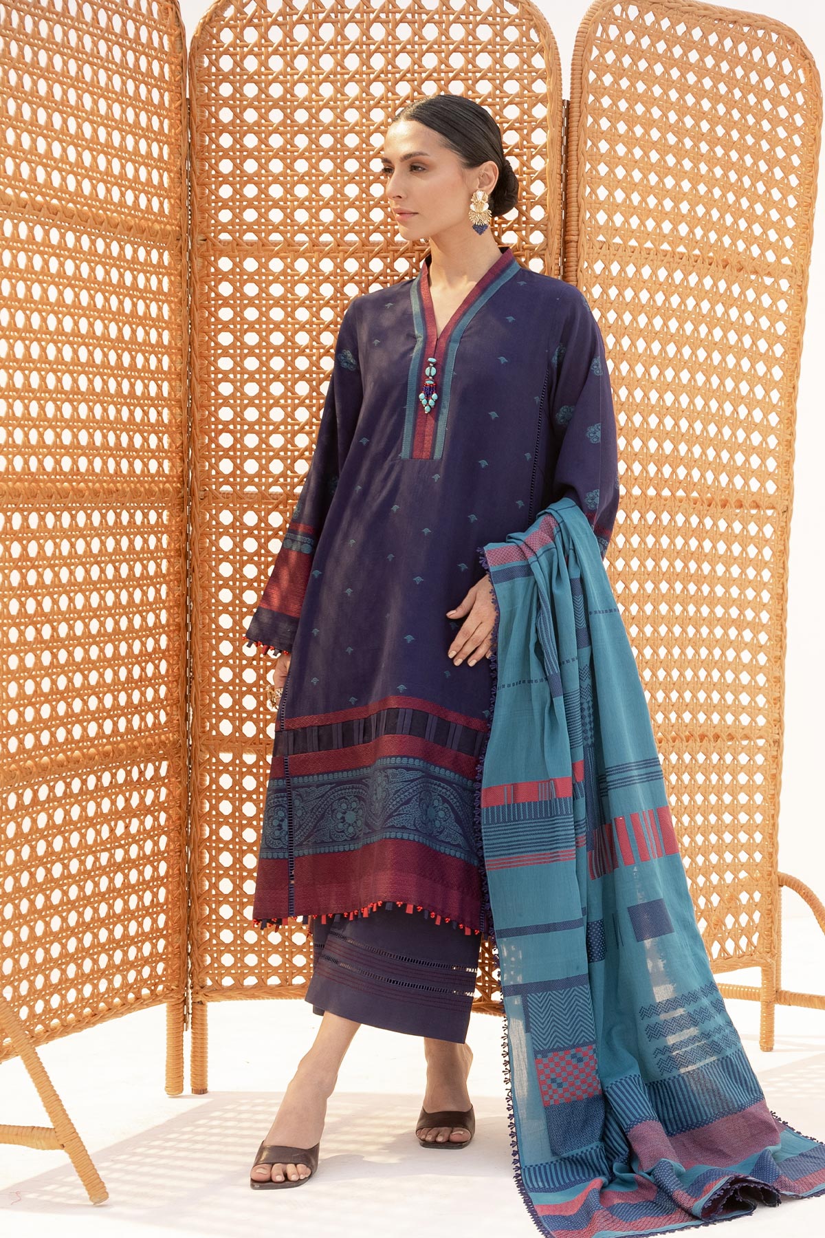 3 Pc Printed Jacquard Suit With Jacquard Dupatta