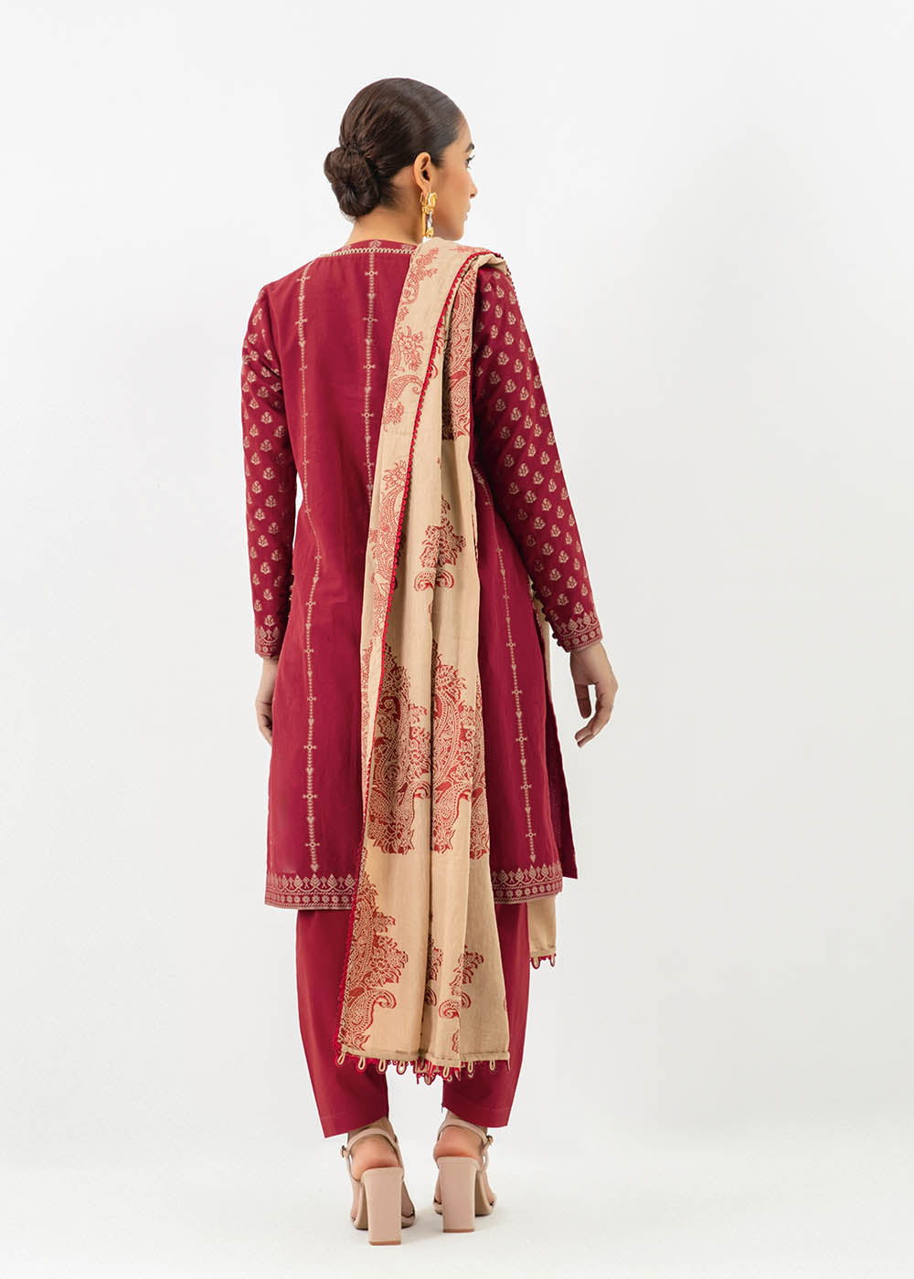 3 Pc Jacquard Suit With Jacquard Dupatta