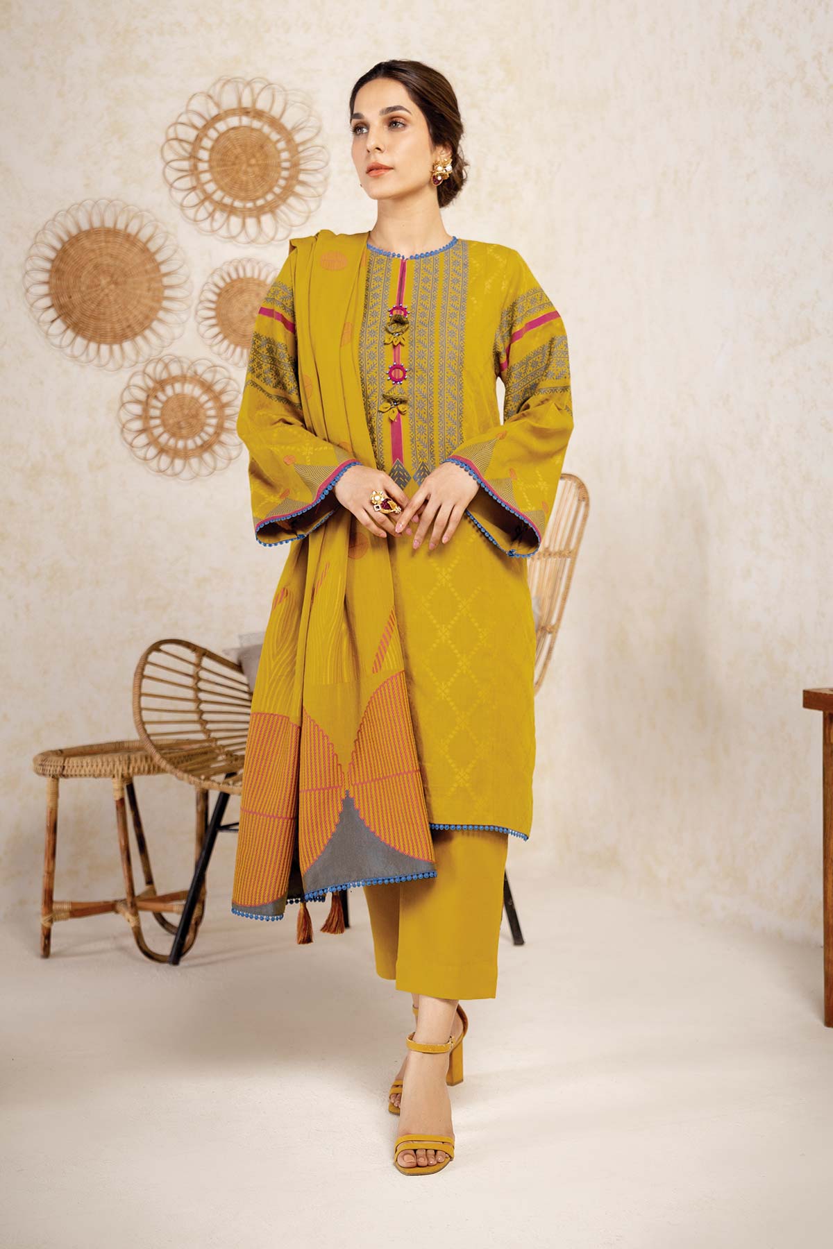 3 Pc Printed Jacquard Suit With Jacquard Dupatta