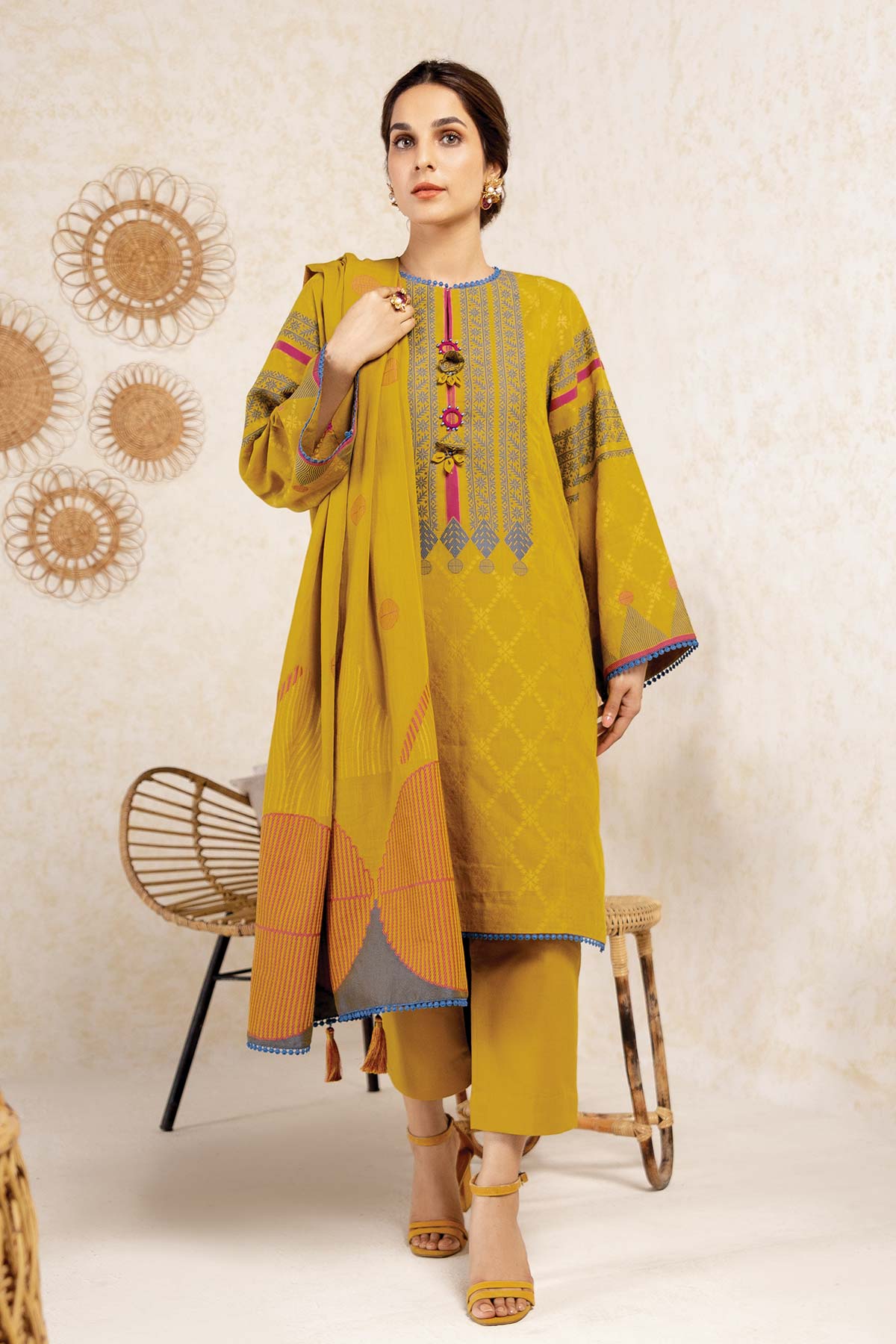 3 Pc Printed Jacquard Suit With Jacquard Dupatta