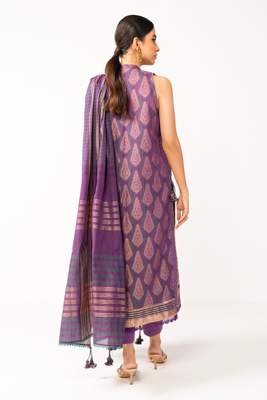 3 Pc Jacquard Suit With Yarn Dyed Dupatta