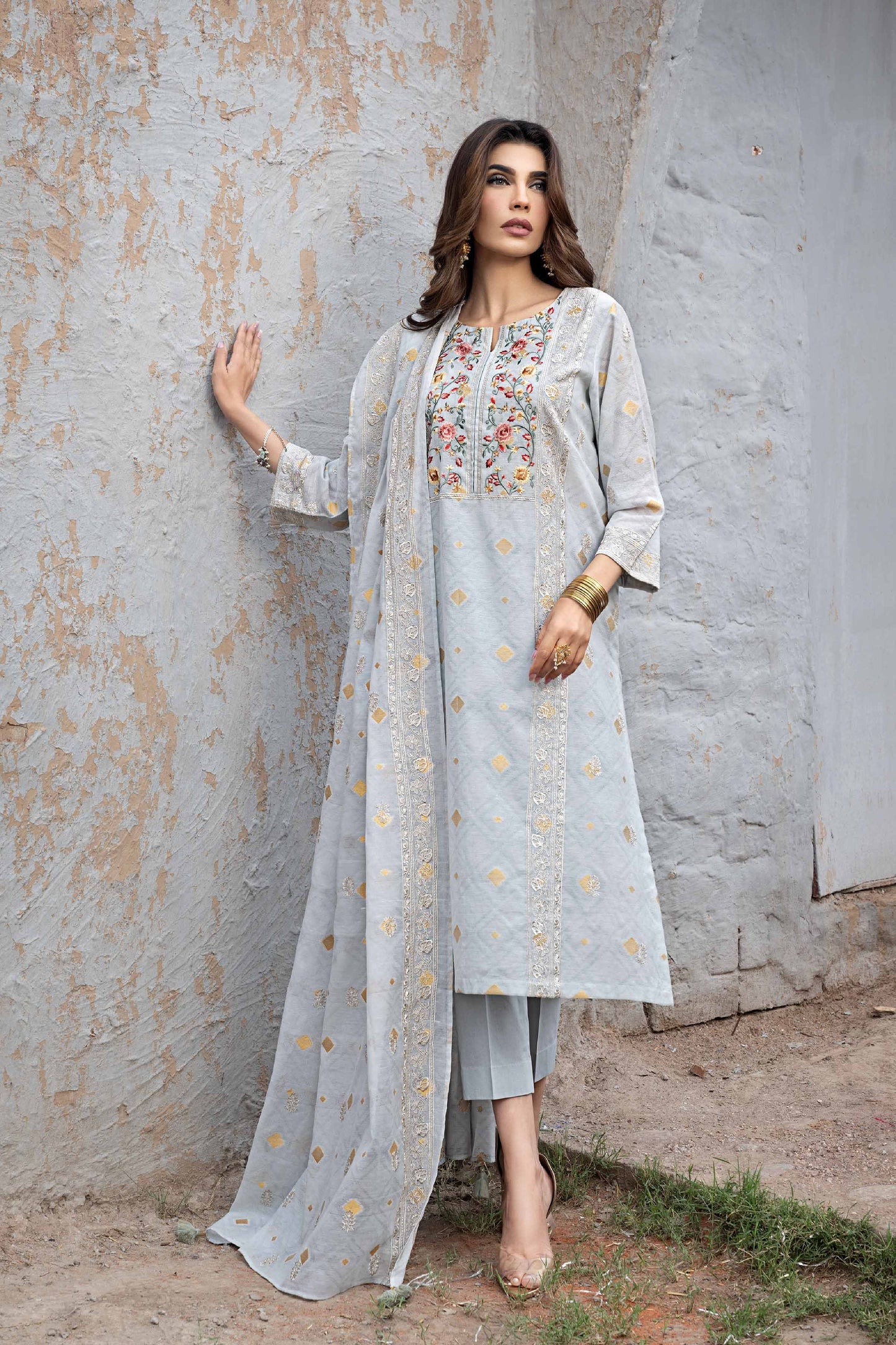 Nishat Linen - 3 Piece - Embroidered Suit - KFE23-79