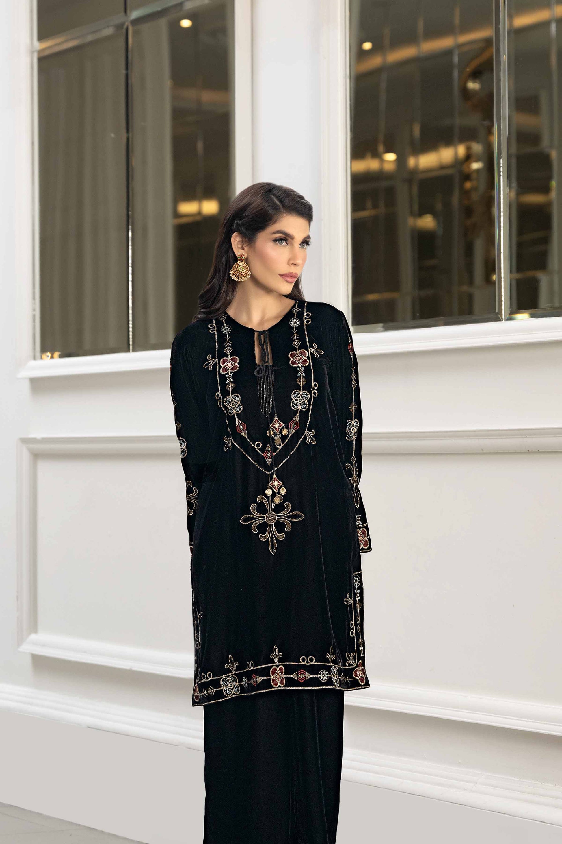 chinese dress ladies Nishat Linen - 2 Piece - Embroidered Suit