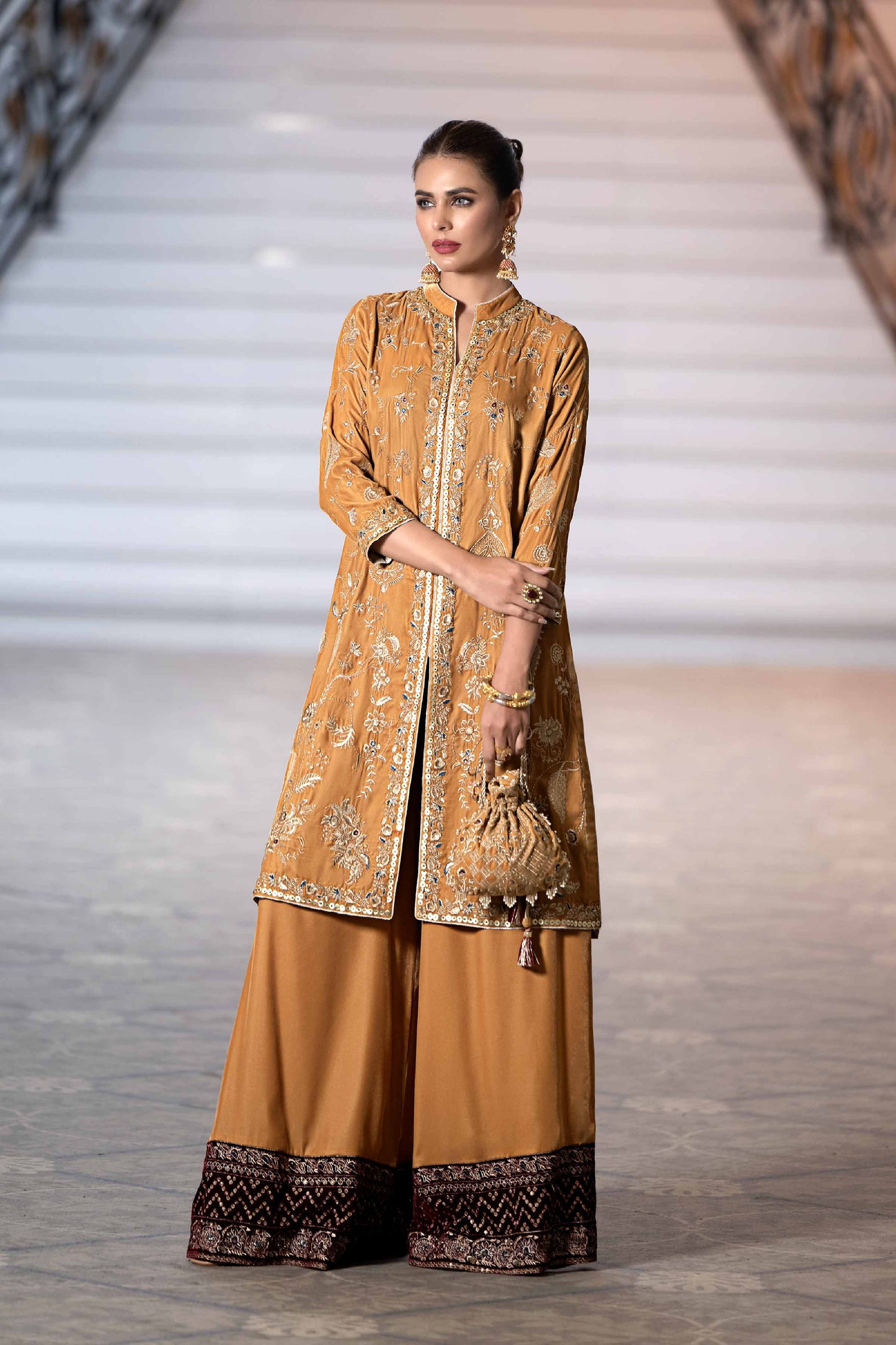 Nishat Linen - 2 Piece - Embroidered Suit - KFW23-16