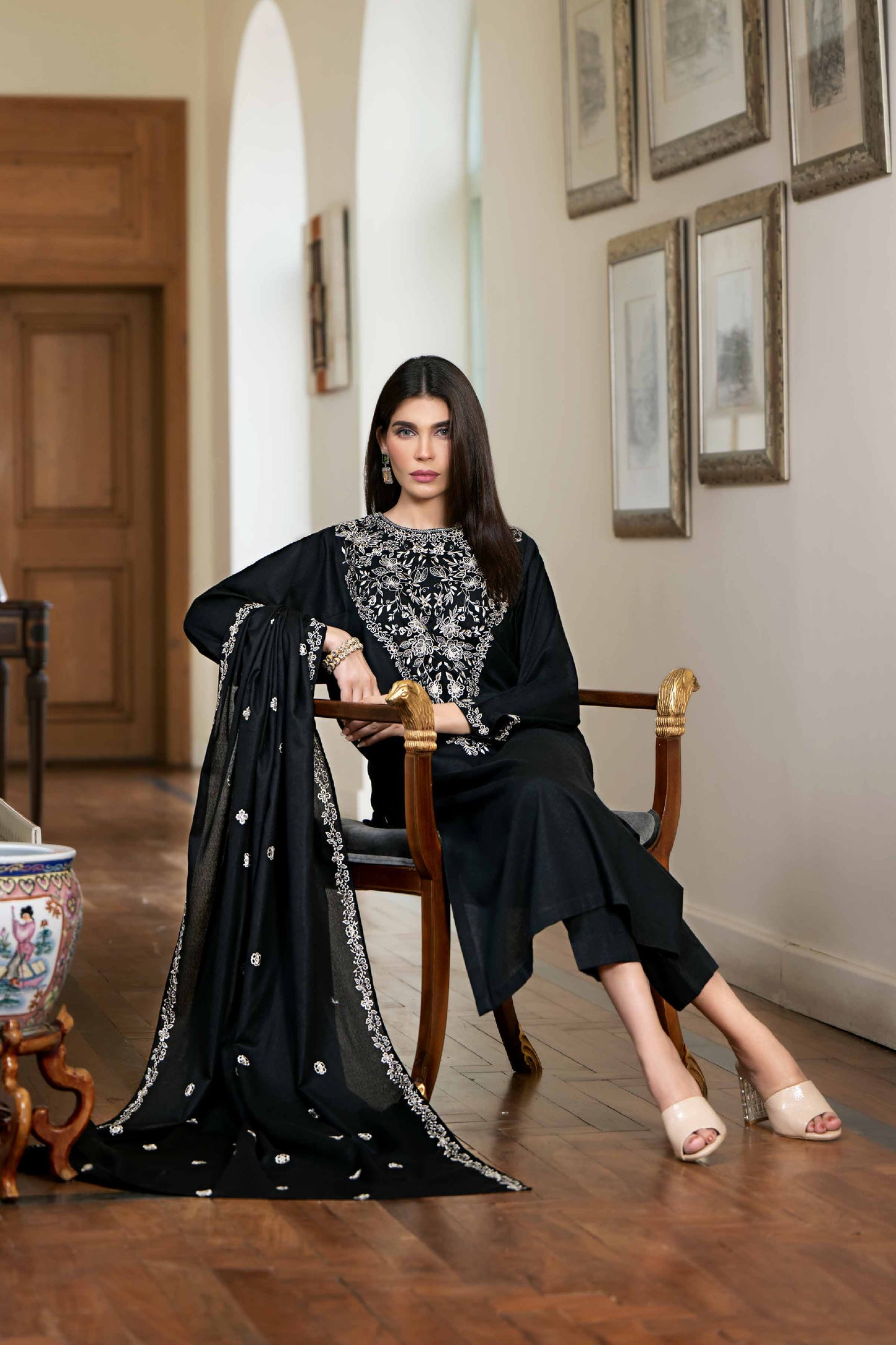 Nishat Linen - 3 Piece - Embroidered Suit - KFW23-38
