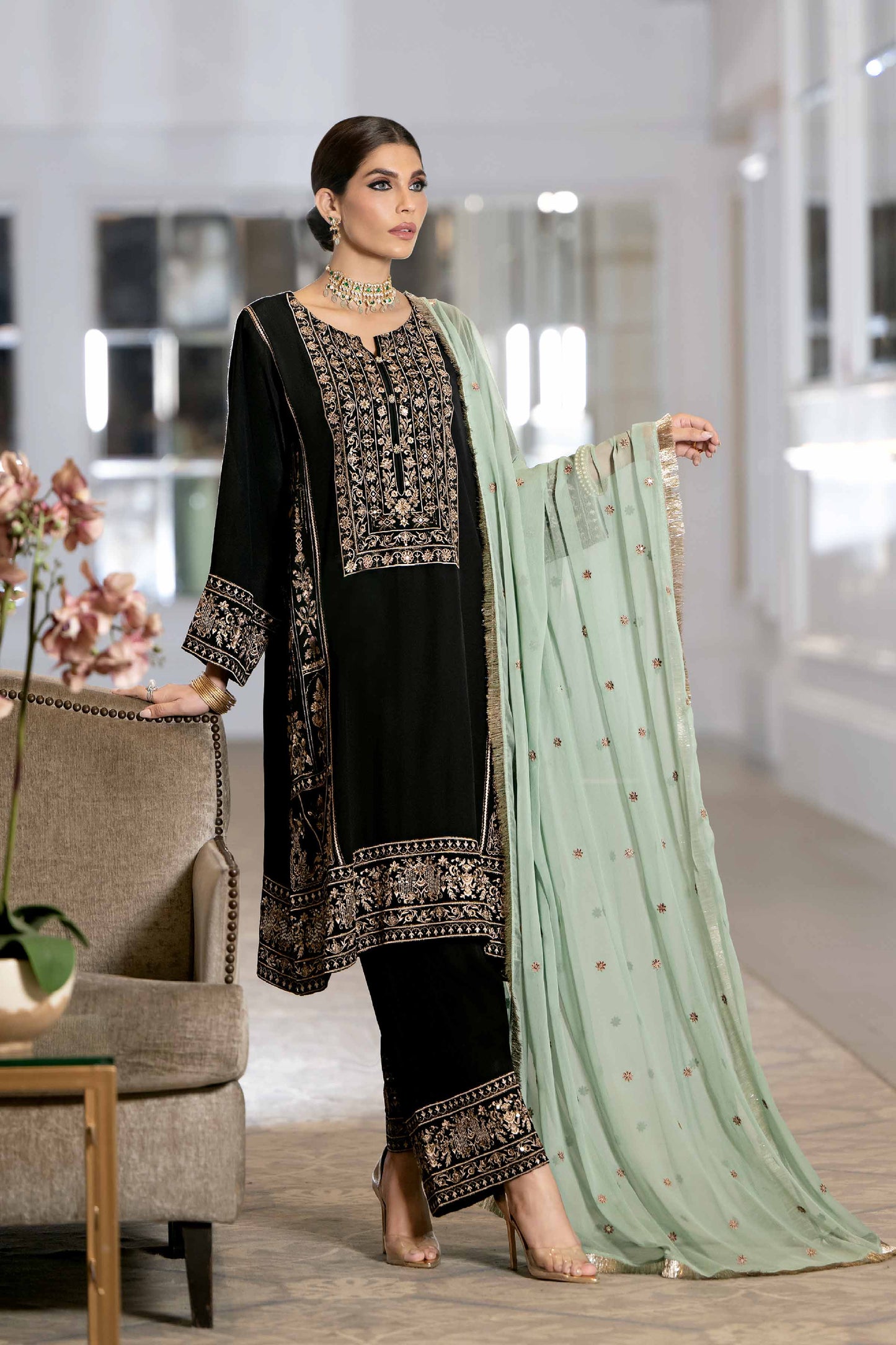 Nishat Linen - 3 Piece - Embroidered Suit - KFW23-44