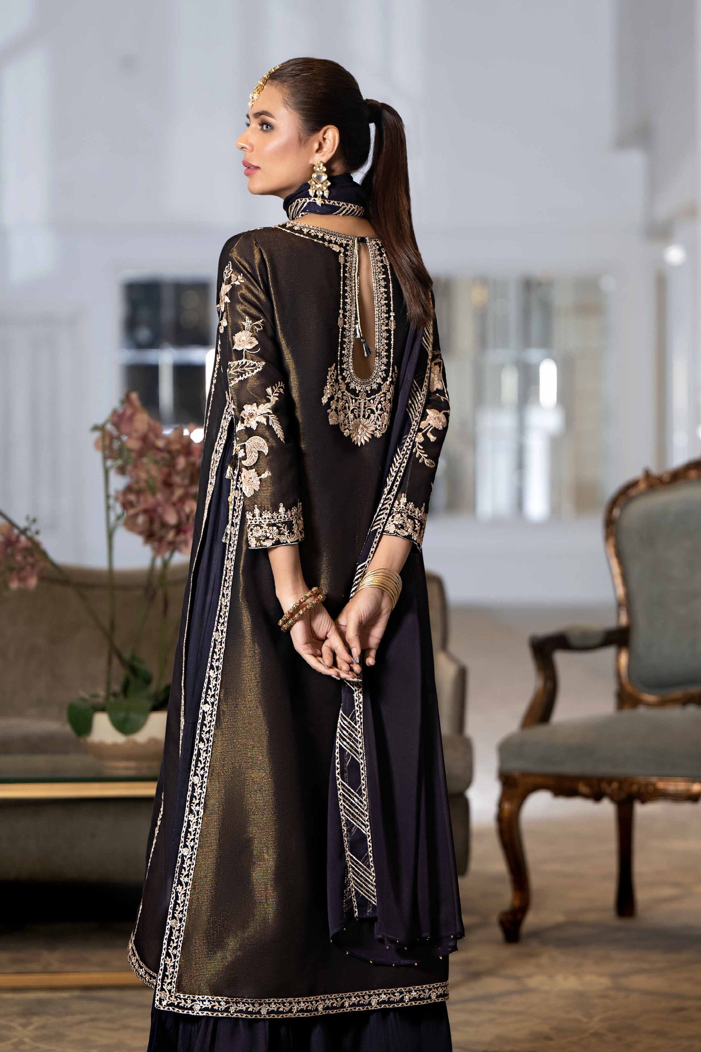 Nishat Linen - 3 Piece - Embroidered Suit - KFW23-70